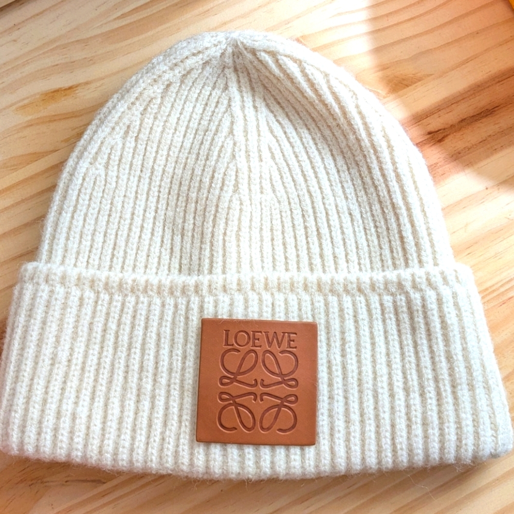 Loewe anagram beanie